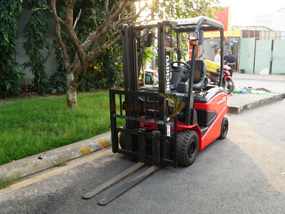 Xe nâng điện ngồi lái NICHIYU FB20PN-80-300 mới keng 2020