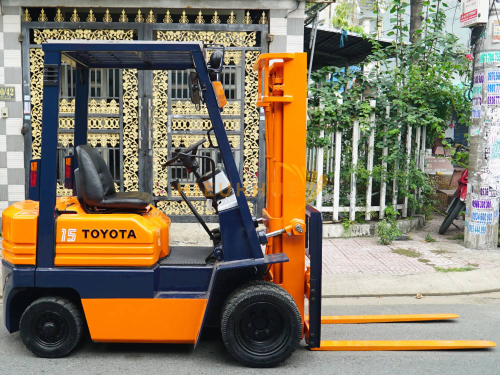 Xe nâng xăng TOYOTA 40-5FGL15