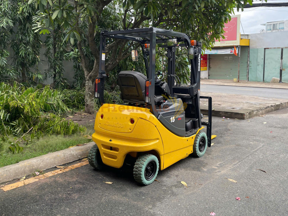 Xe nâng điện ngồi lái KOMATSU FB15-12 năm 2021, nâng cao 3m