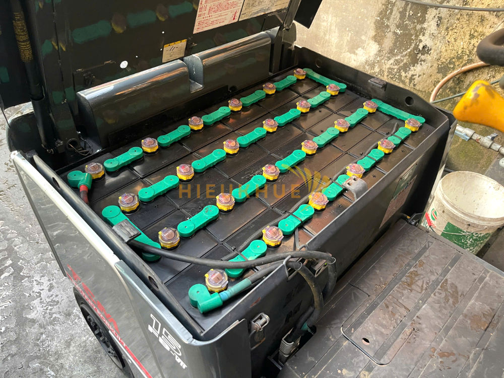 Xe nâng điện ngồi lái TCM FB15-7
