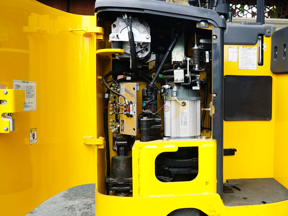Xe nâng điện đứng lái KOMATSU FB15RL-15 năm 2015, nâng cao 3m