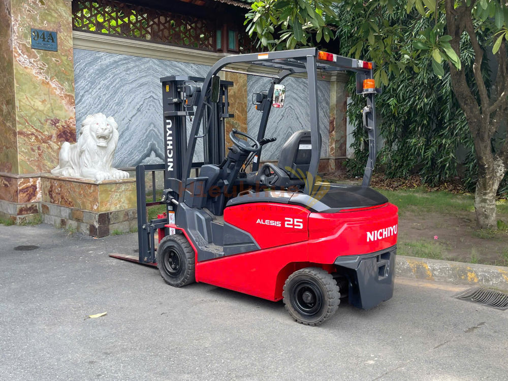 Xe nâng điện ngồi lái NICHIYU FB25PN-80C-300SF năm 2021, nâng cao 3m