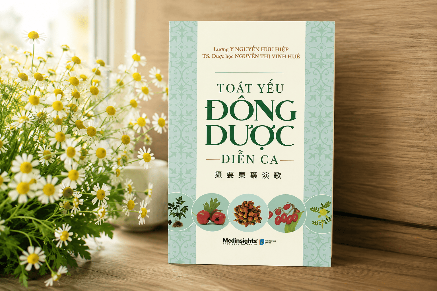 Giới thiệu về tác giả cuốn sách “Toát yếu ĐÔNG DƯỢC diễn ca”