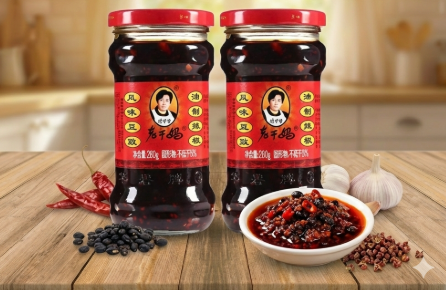 Dầu Ớt Vị Tàu Xì Hiệu Laoganma, Trọng lượng: 280g/lọ, Quy cách: 24lọ/thùng
