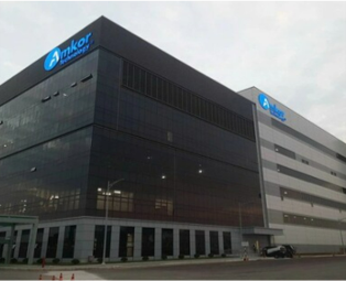 Thí nghiệm thiết bị điện tại nhà máy Amkor Technology Việt Nam
