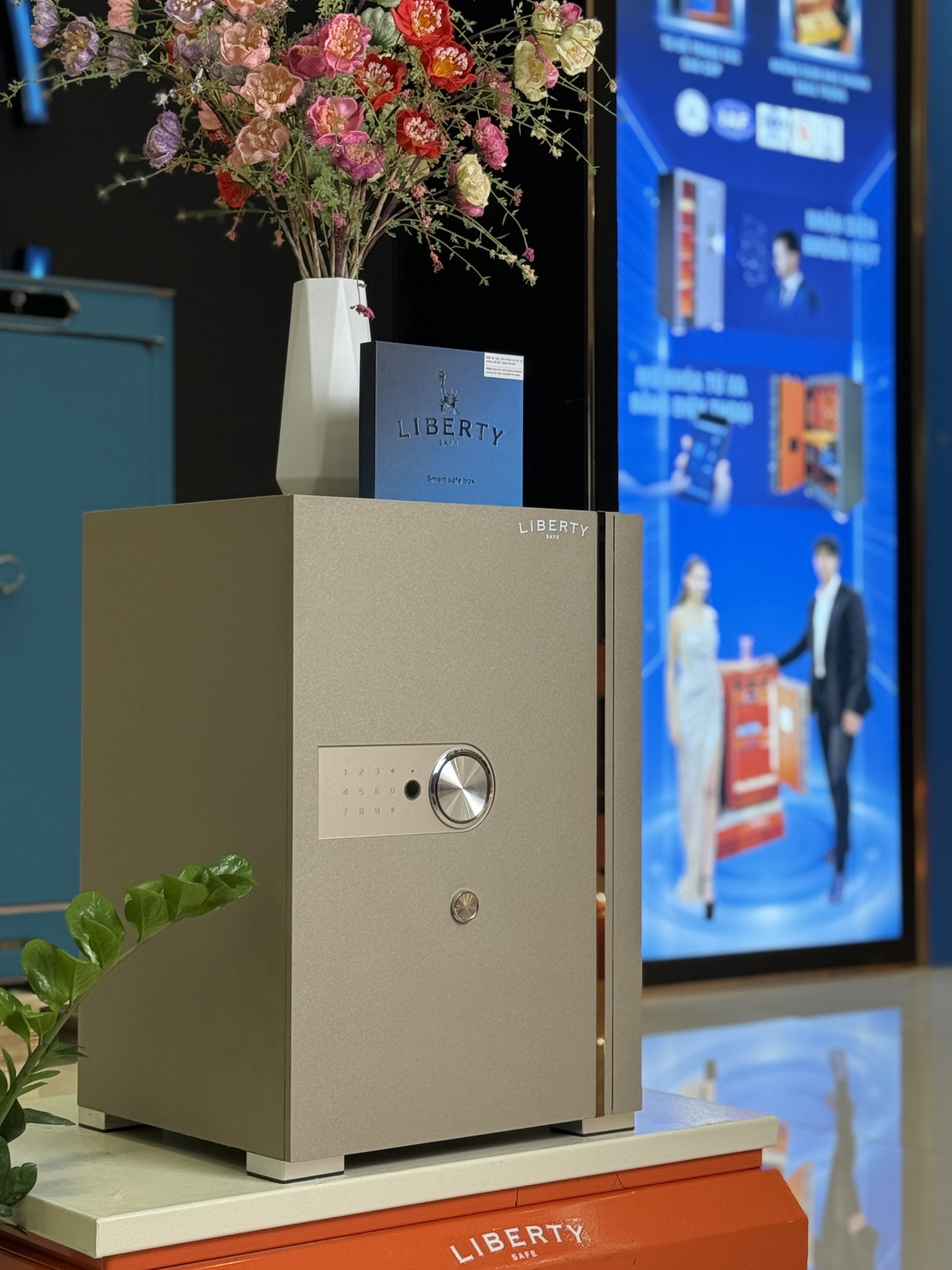 Két Sắt Liberty LB60-S9 Pro