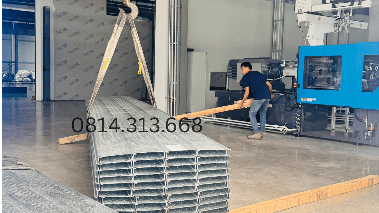 Tấm Thép Làm Sàn Nhà Xưởng – Giải Pháp Làm Sàn Tầng 2 Không Cần Đổ Bê Tông