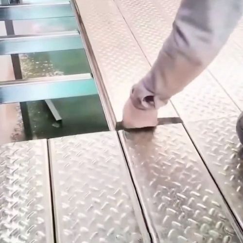 Tấm Thép Gác Lửng – Giải Pháp Làm Gác Lửng Không Cần Đổ Bê Tông