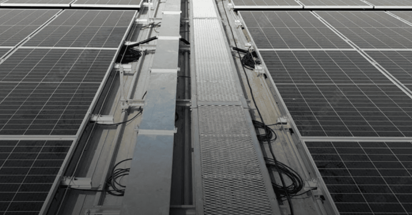 Sàn Thao Tác Solar – Giải Pháp Lối Đi Bảo Trì Tấm Pin Năng Lượng Mặt Trời