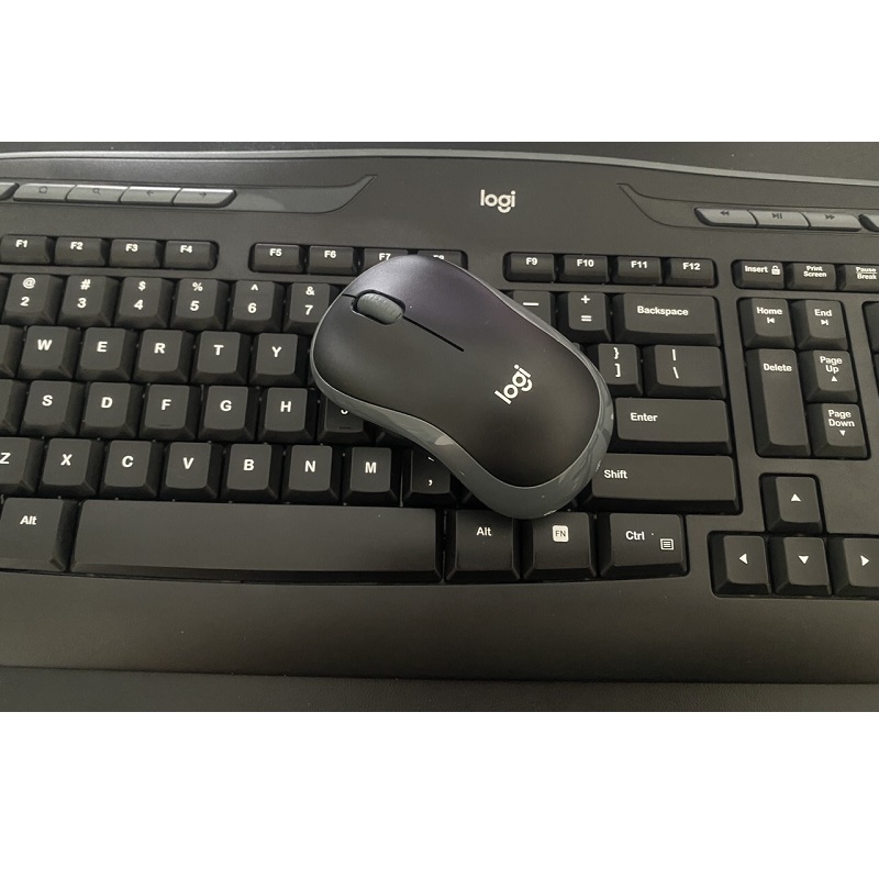 Combo bàn phím và chuột không dây Logitech MK320, hàng chính hãng bảo hành 6 tháng