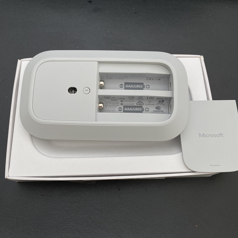 Chuột Bluetooth Microsoft,  Microsoft Surface Mobile Mouse, hàng new chính hãng bảo hành 12 tháng