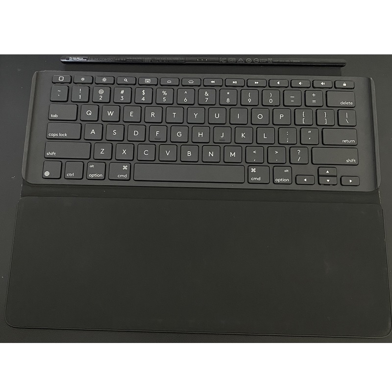 Bàn phím máy tính bảng Logitech Slim Combo - dùng cho Ipad Pro 12.9inch 1st and 2nd