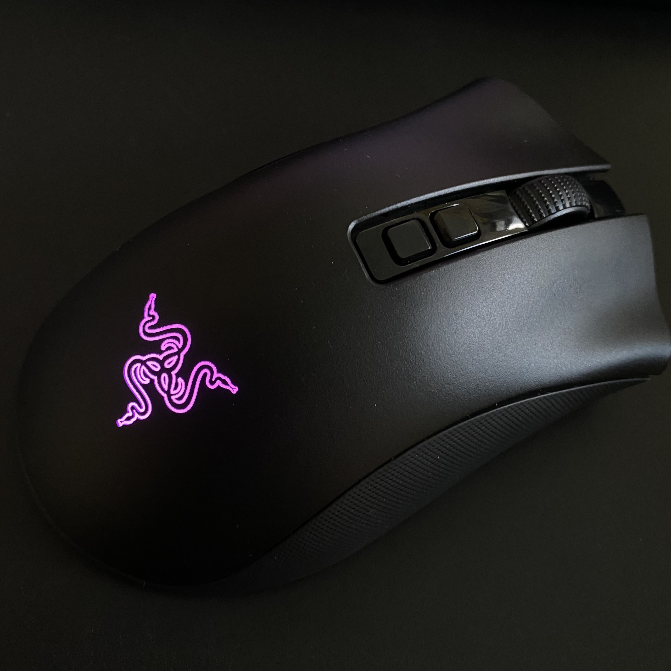 Chuột Gaming không dây - RAZER DEATHADDER V2 PRO hàng chính hãng bảo hành 6 tháng