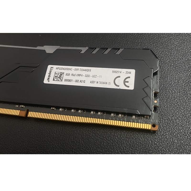 Ram PC Tản Nhiệt 8GB DDR4 bus 2400, 2666, 3200 KINGSTON FURY HYPER X, ram Gaming có led, Bảo hành 36 tháng