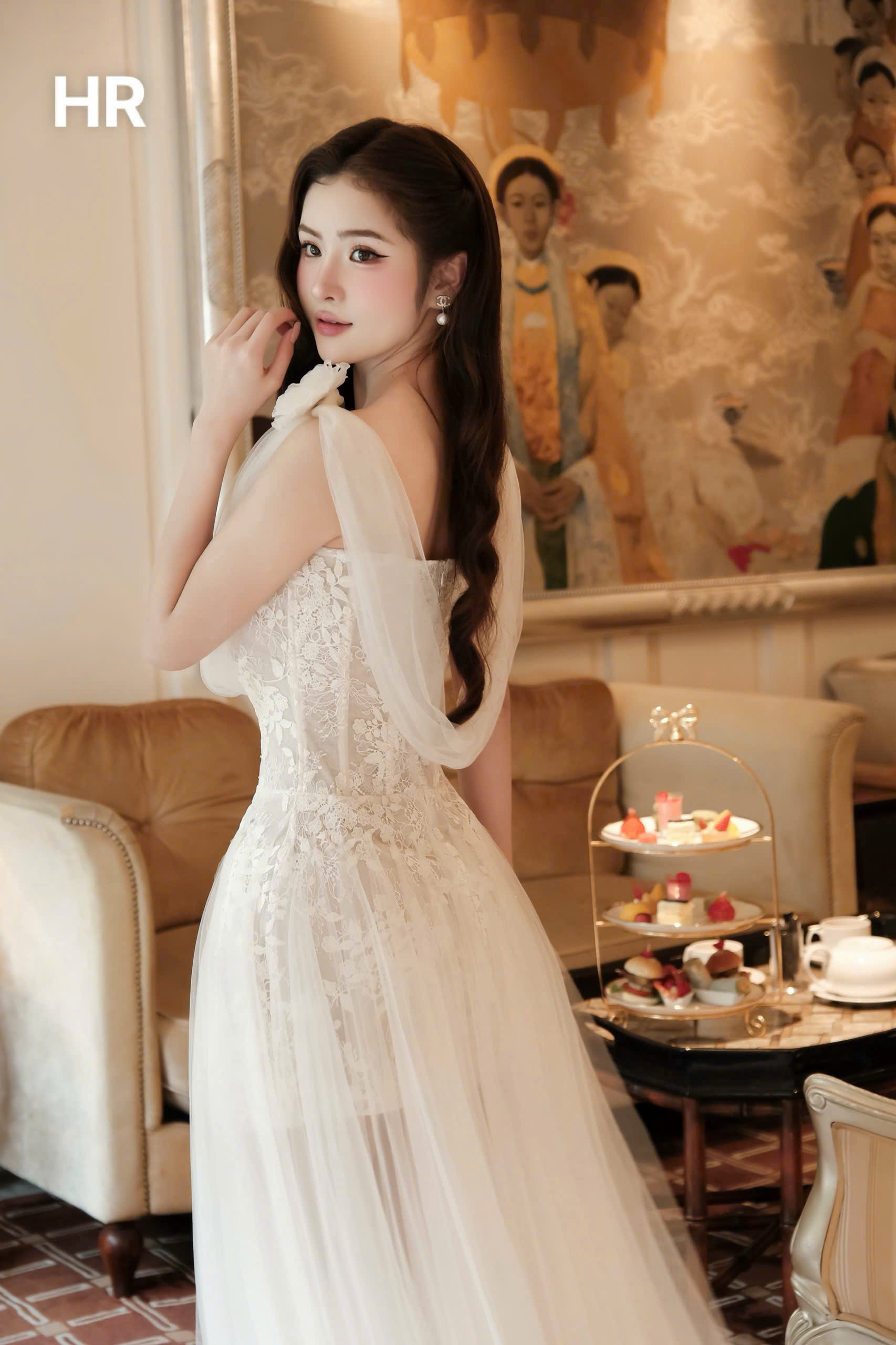 VT ren kem hoa dây lưới vai 2 tag hoa