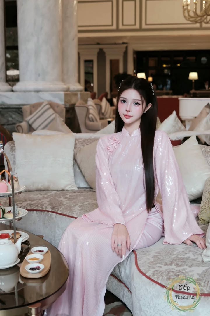 AD kim sa hồng nhạt cổ 3p