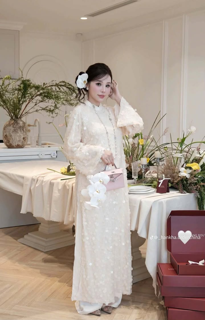 AD kem kim sa vây cá cổ 3p