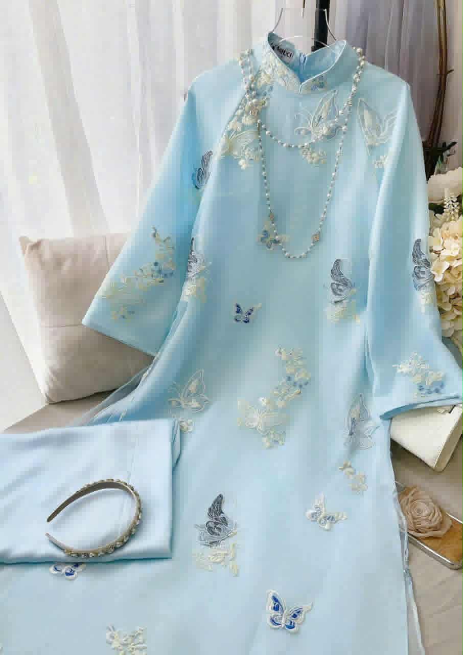 AD xanh dương cổ 3p thêu bướm