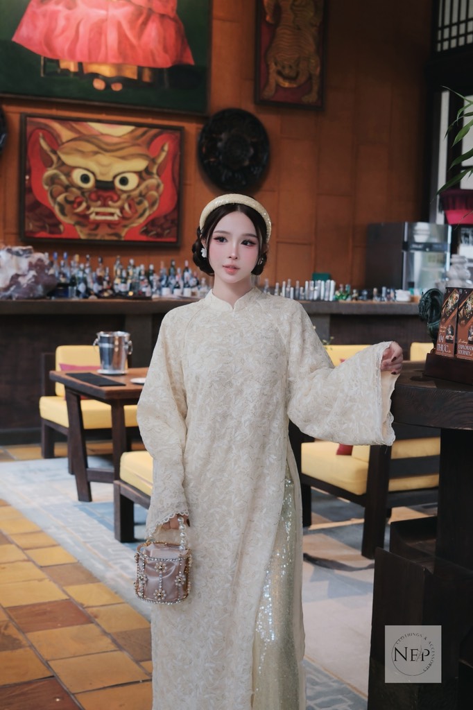 AD kem ren lá quần kim sa vàng ( kèm bờm NP ) CS1