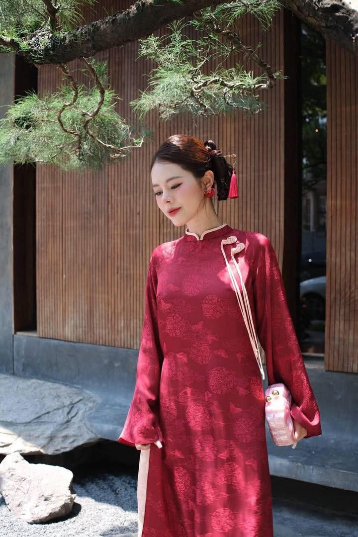 AD gấm lụa đỏ vân hoa lót gấm lụa hoa hồng tag dây hồng + quần tằm vân thọ hồng