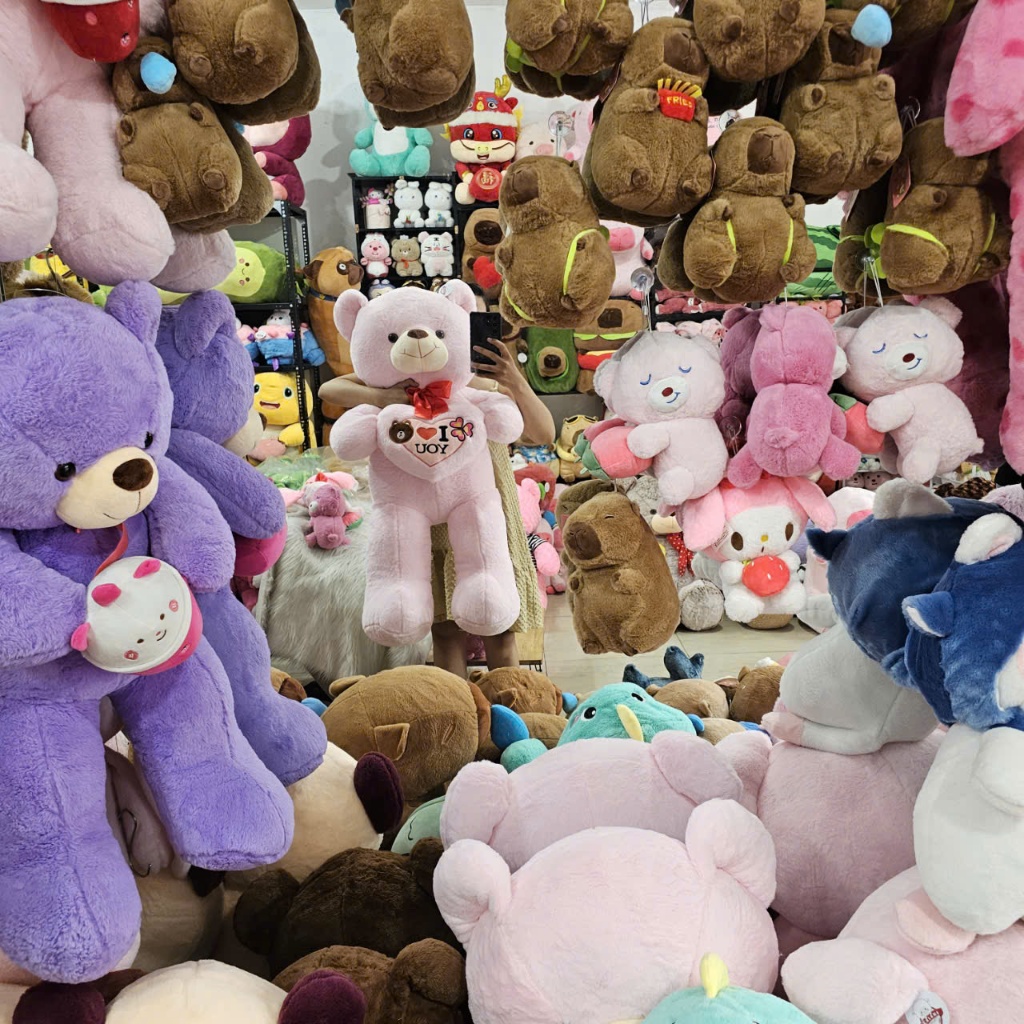 Gấu bông tedđy ôm tim