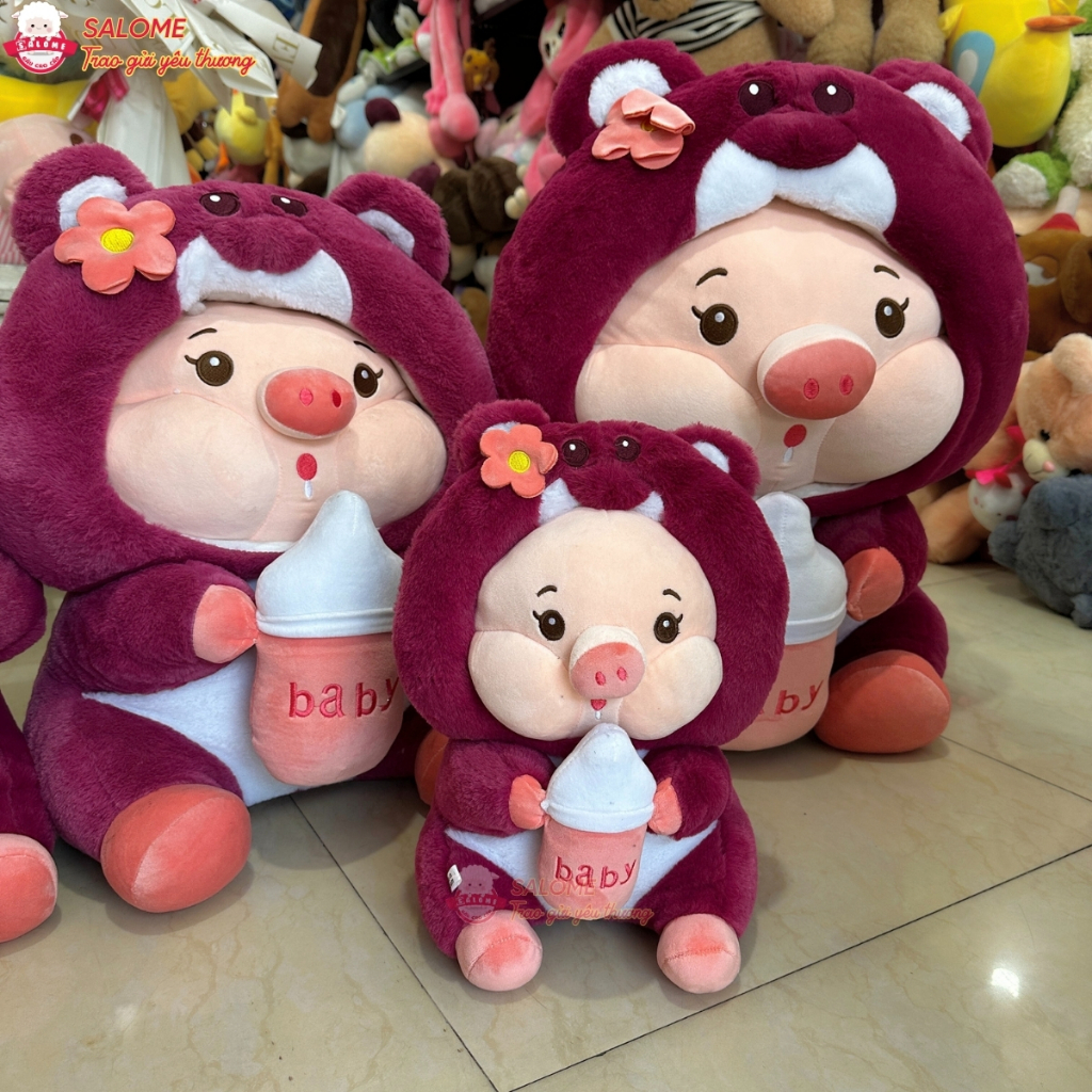 Gấu Bông Heo Cosplay Gấu Dâu Ôm Bình Sữa