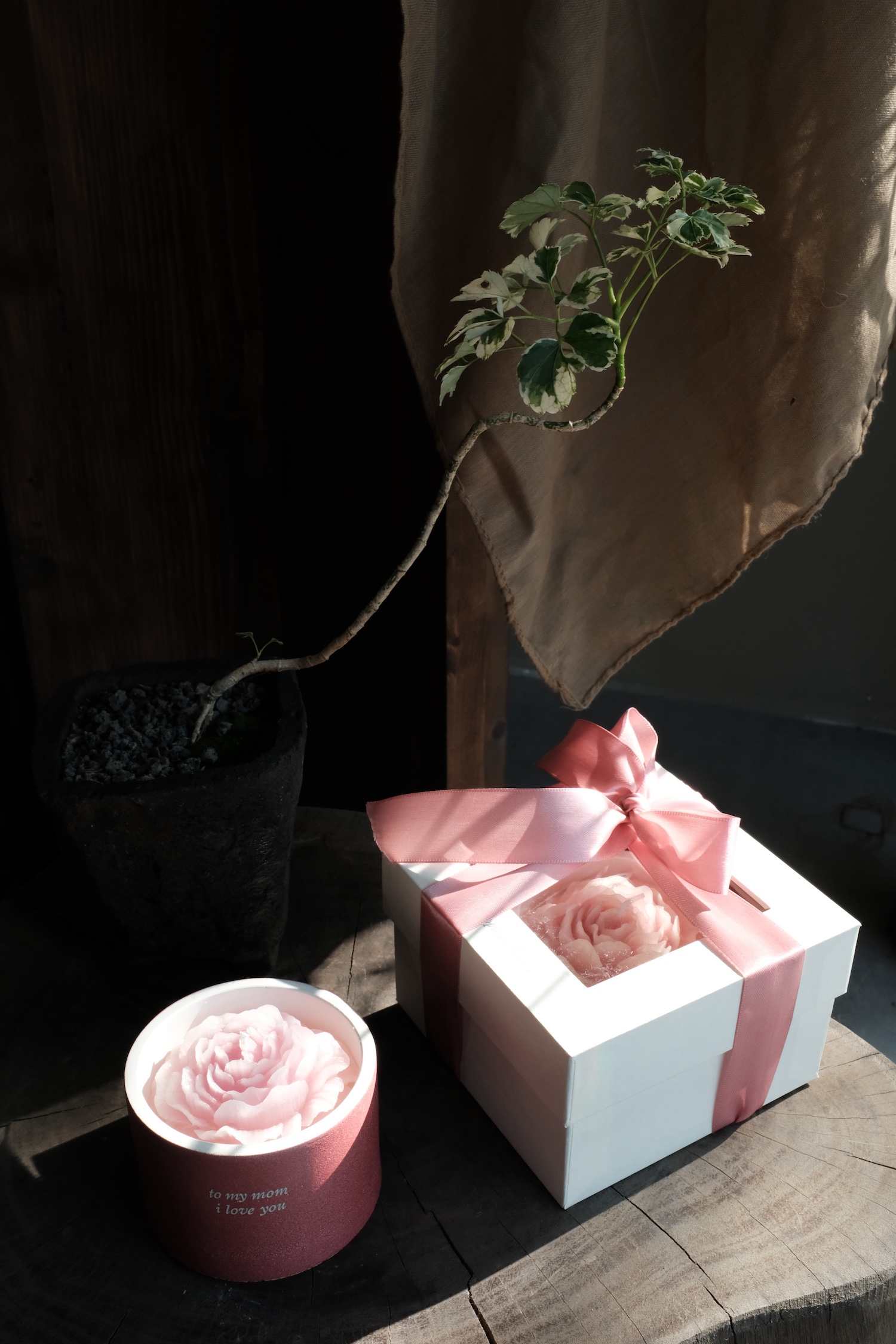 Nến thơm Hana khắc thông điệp - Hana candle with message engraved