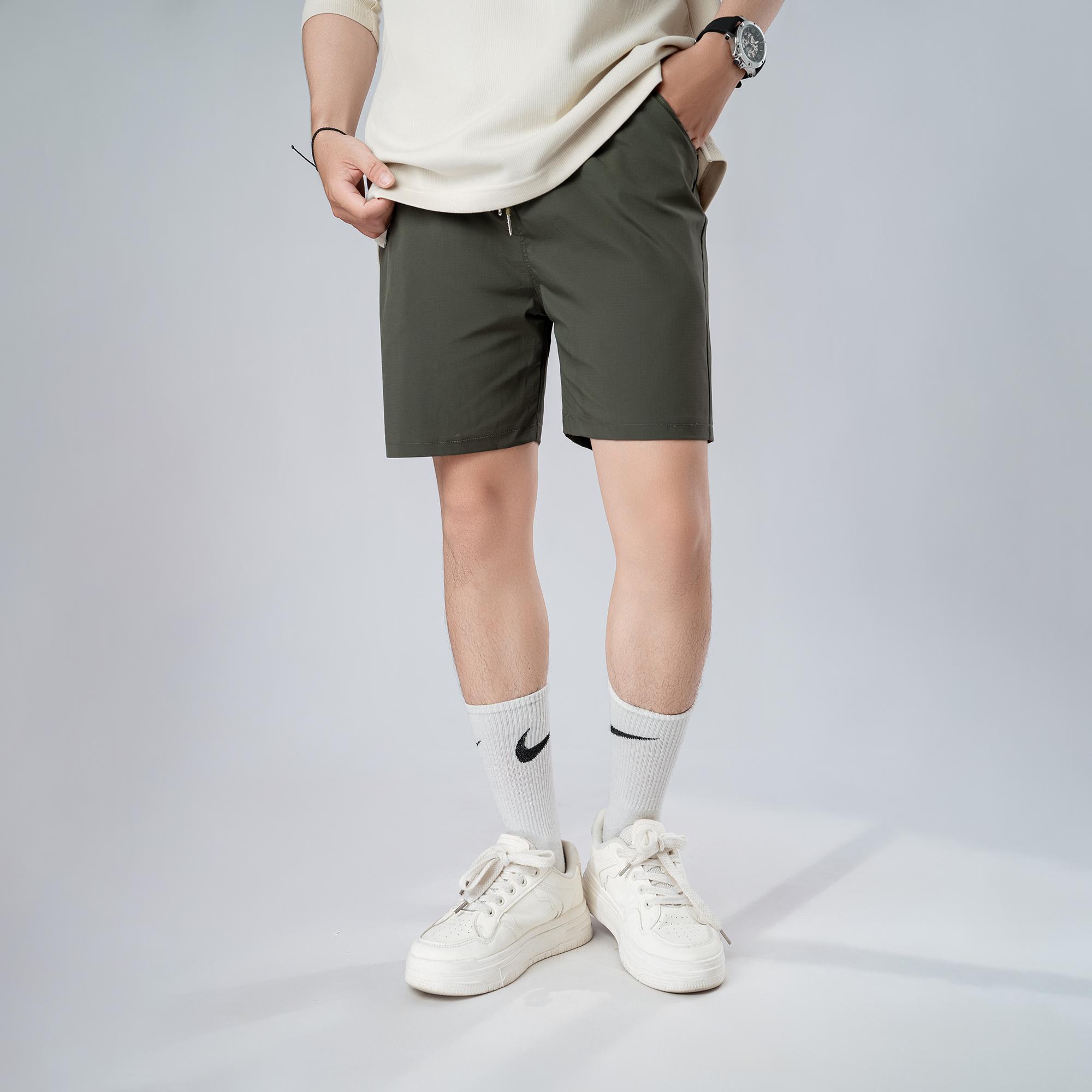 [HK1970 x THÀNH ĐƠN GIẢN] Quần Short Gió Basic Nam Nữ Unisex Chất Vải Gió Cao Cấp Mềm Mịn Form Ống Ngang Gối Q211