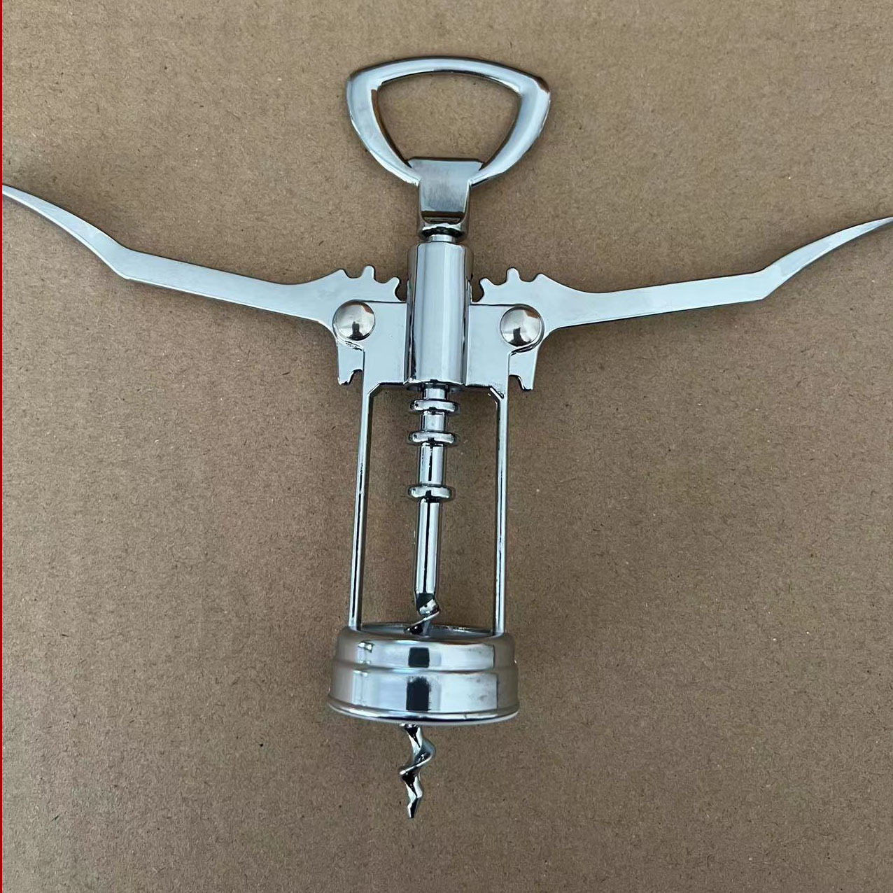 Dụng Cụ Mở Rượu Vang Inox Cao Cấp – Nhẹ Nhàng, Sang Trọng, Bền Bỉ