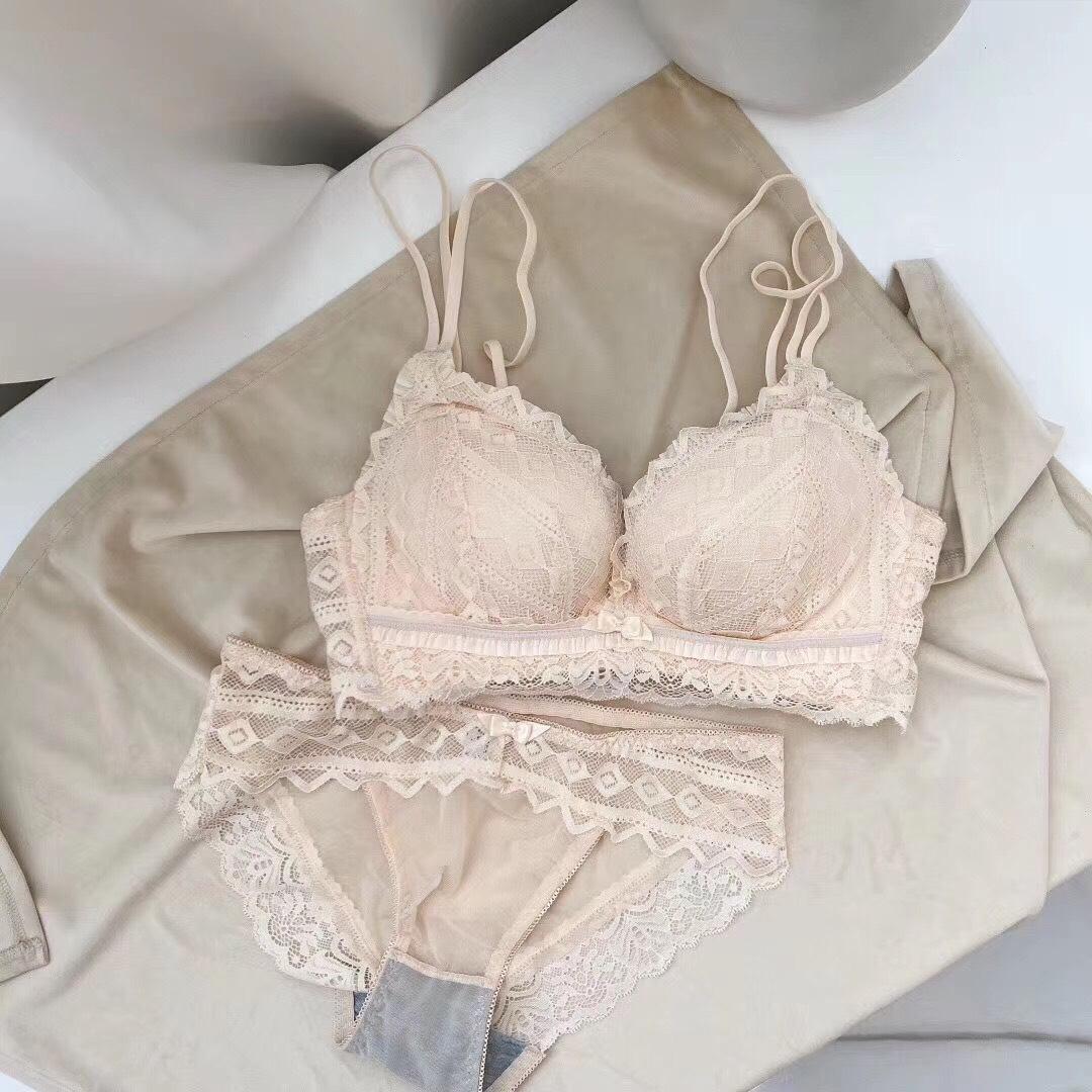 Áo Lót Nữ nâng ngực 5cm cao cấp phối ren mềm mịn Kem Bra