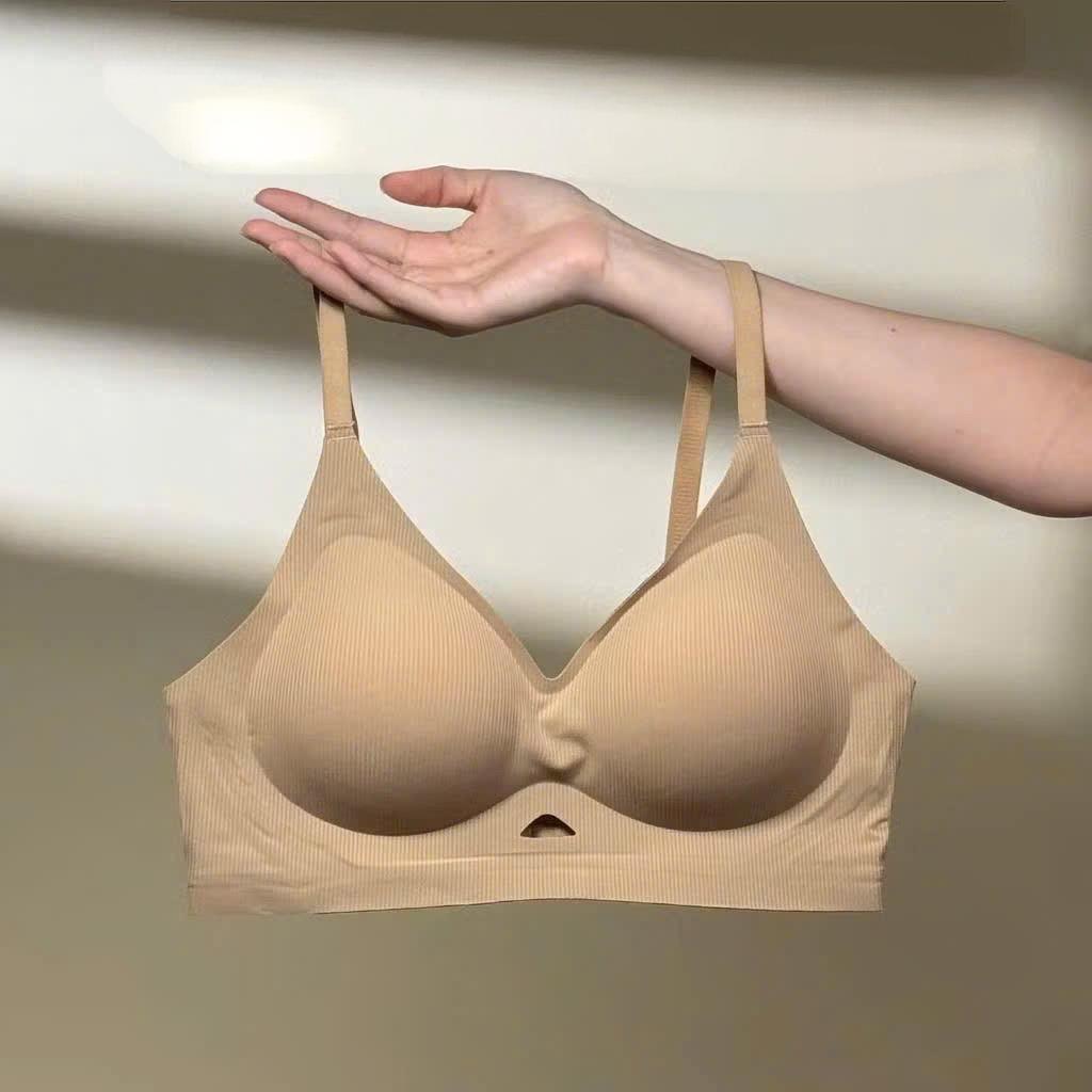 Áo Nâng Ngực Bra Chất Su Mềm Mỏng Nhẹ Không Gọng Có Mút Đệm Tròn Gom Quả Chống Chảy Xệ Hạn Chế Ngấn Lưng [A37]