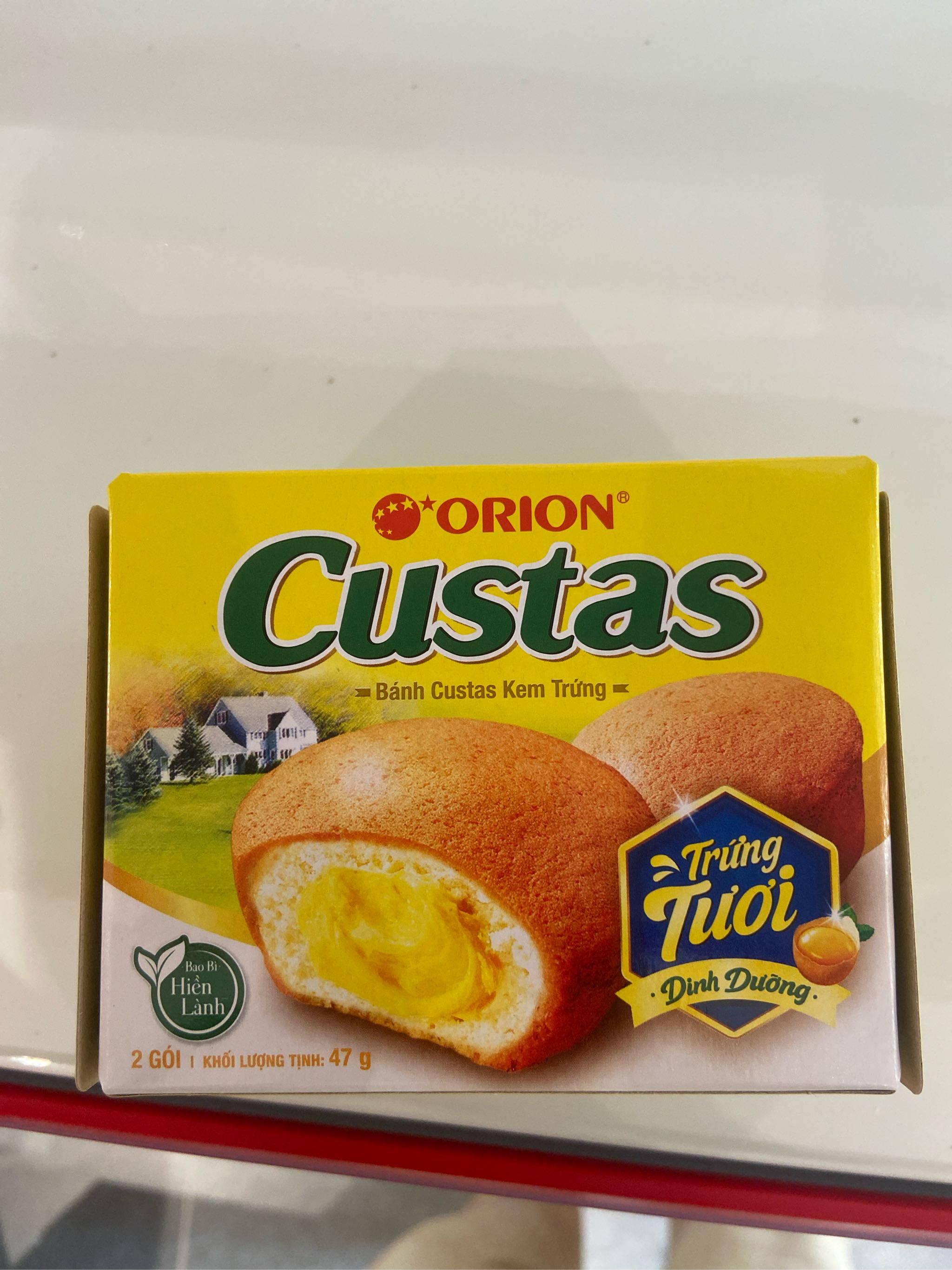 Bánh Custard lễ