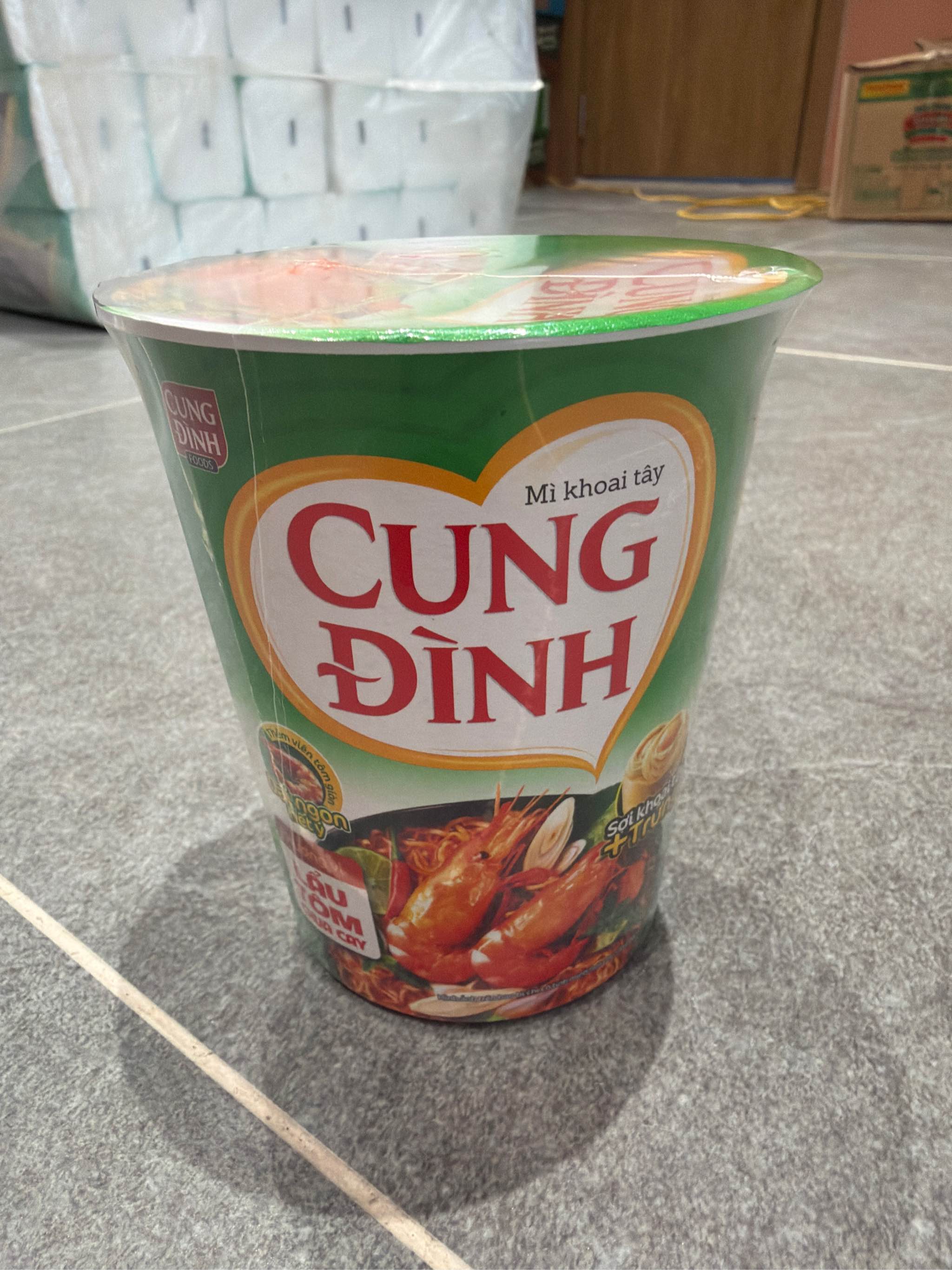 Mì Cung Đình Lẩu Tôm chua cay