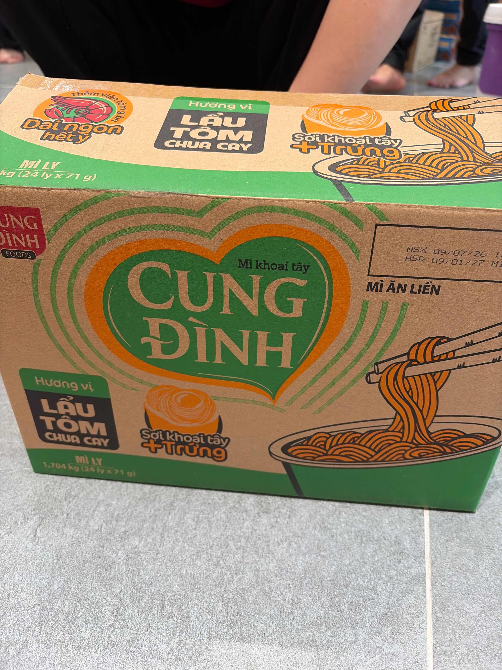 Mì Cung Đình Lẩu Tôm chua cay