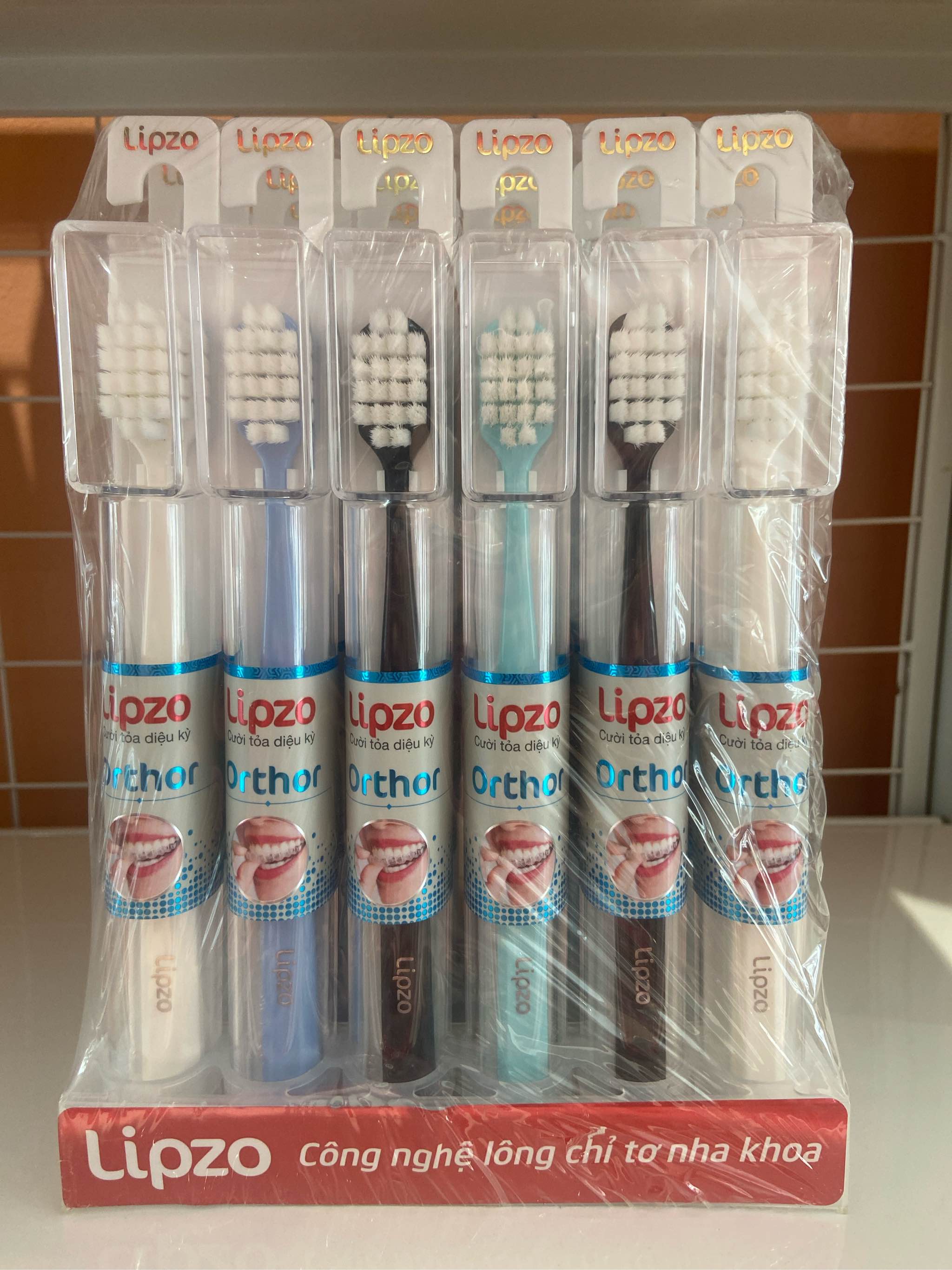 Bàn chải lipzo Orthor