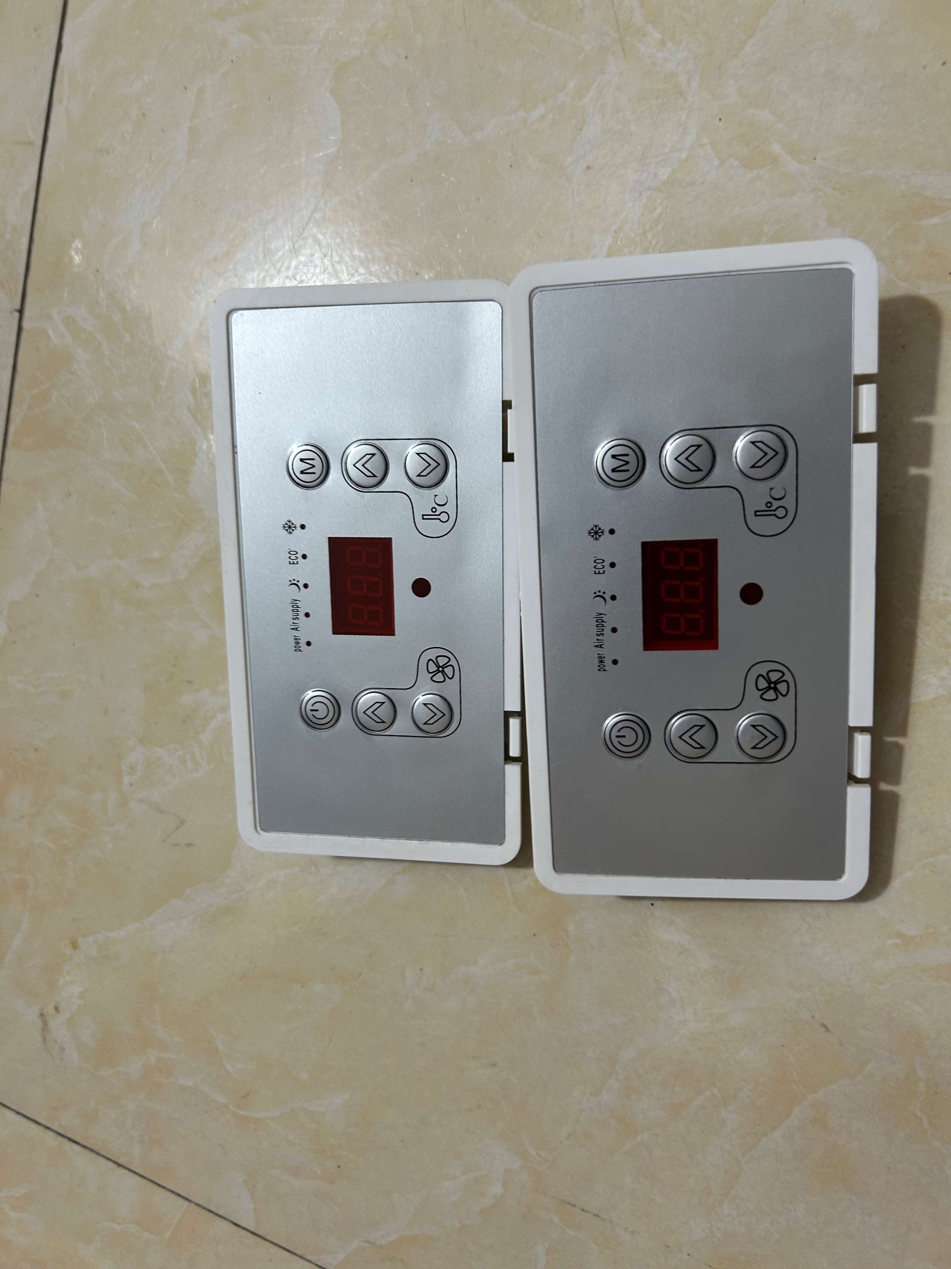 Bảng Điều Khiển Dàn Lạnh Điều Hoà Chạy Điện 12V-24V