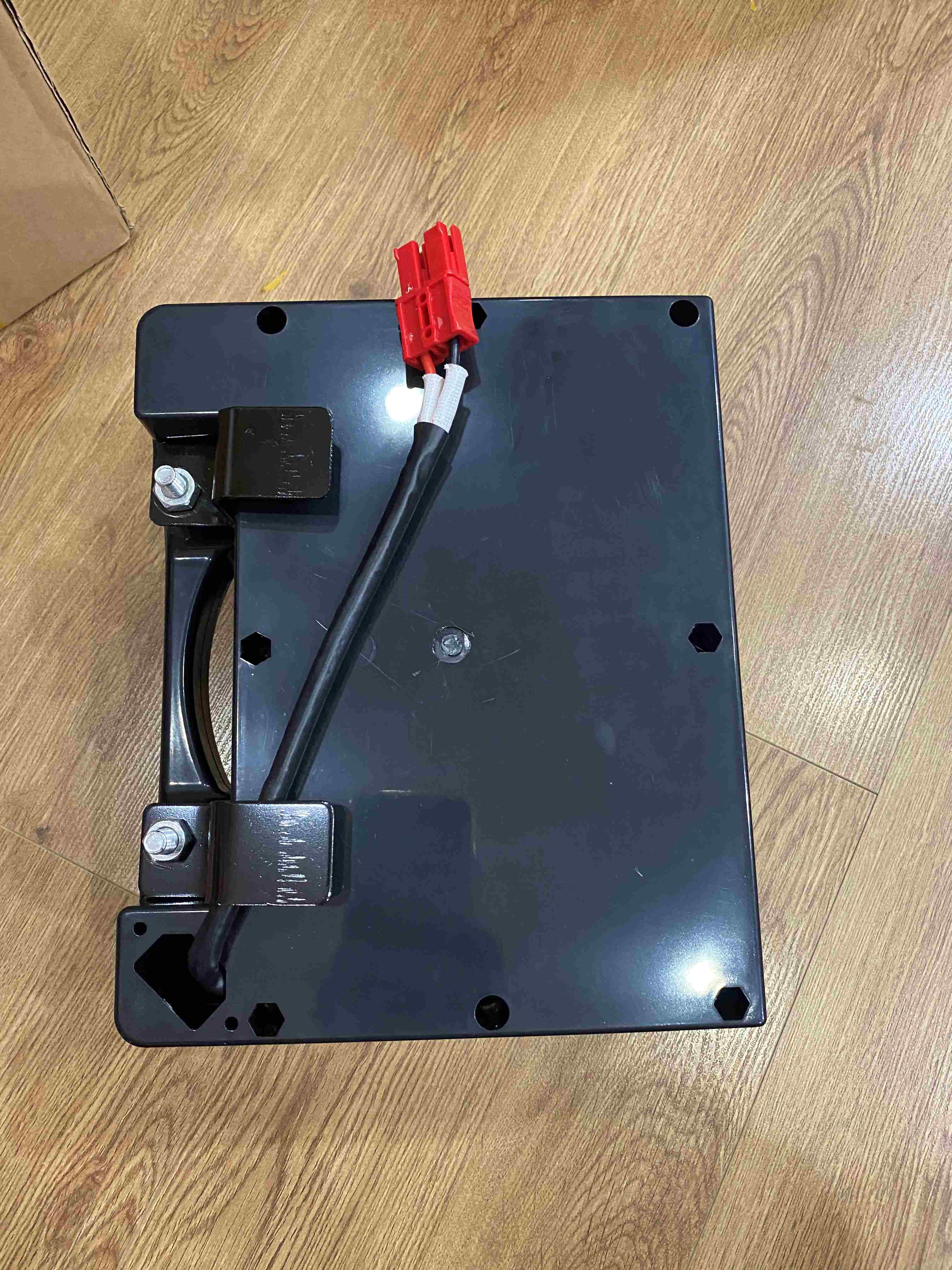 Bình Ắc Quy Xe Lăn Điện 24V12AH