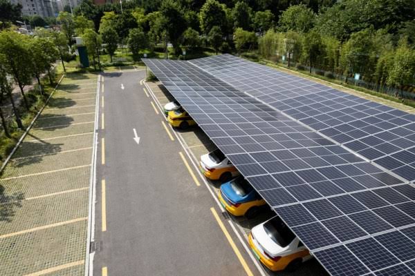 Hệ thống solar kết hợp lưu trữ Green Home
