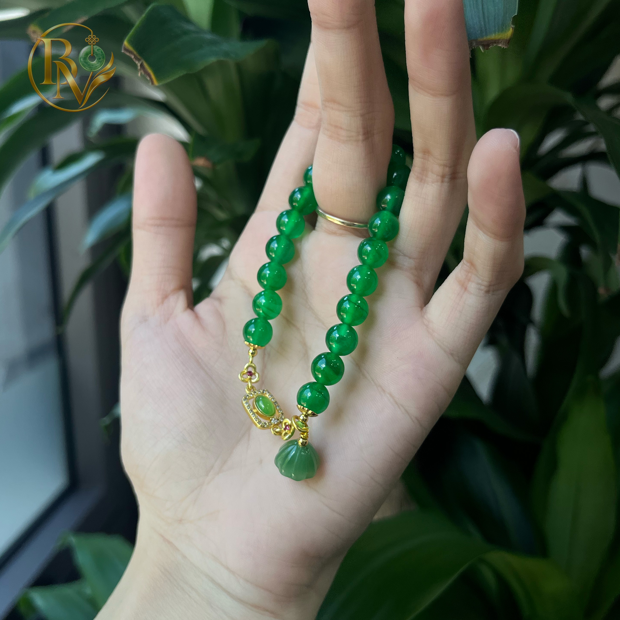Vòng chuỗi Ngọc Cẩm Thạch charm Hoa sen 7.6-7.8 li
