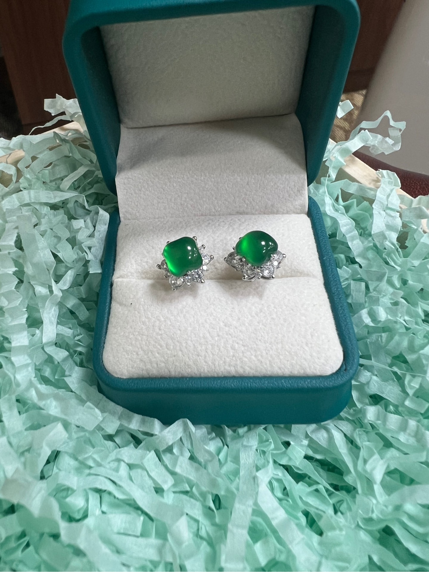 Bông tai Mã Não tự nhiên mix charm