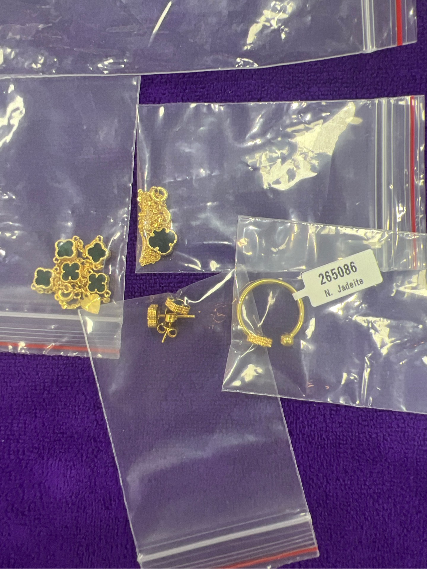 Set cỏ 4 lá