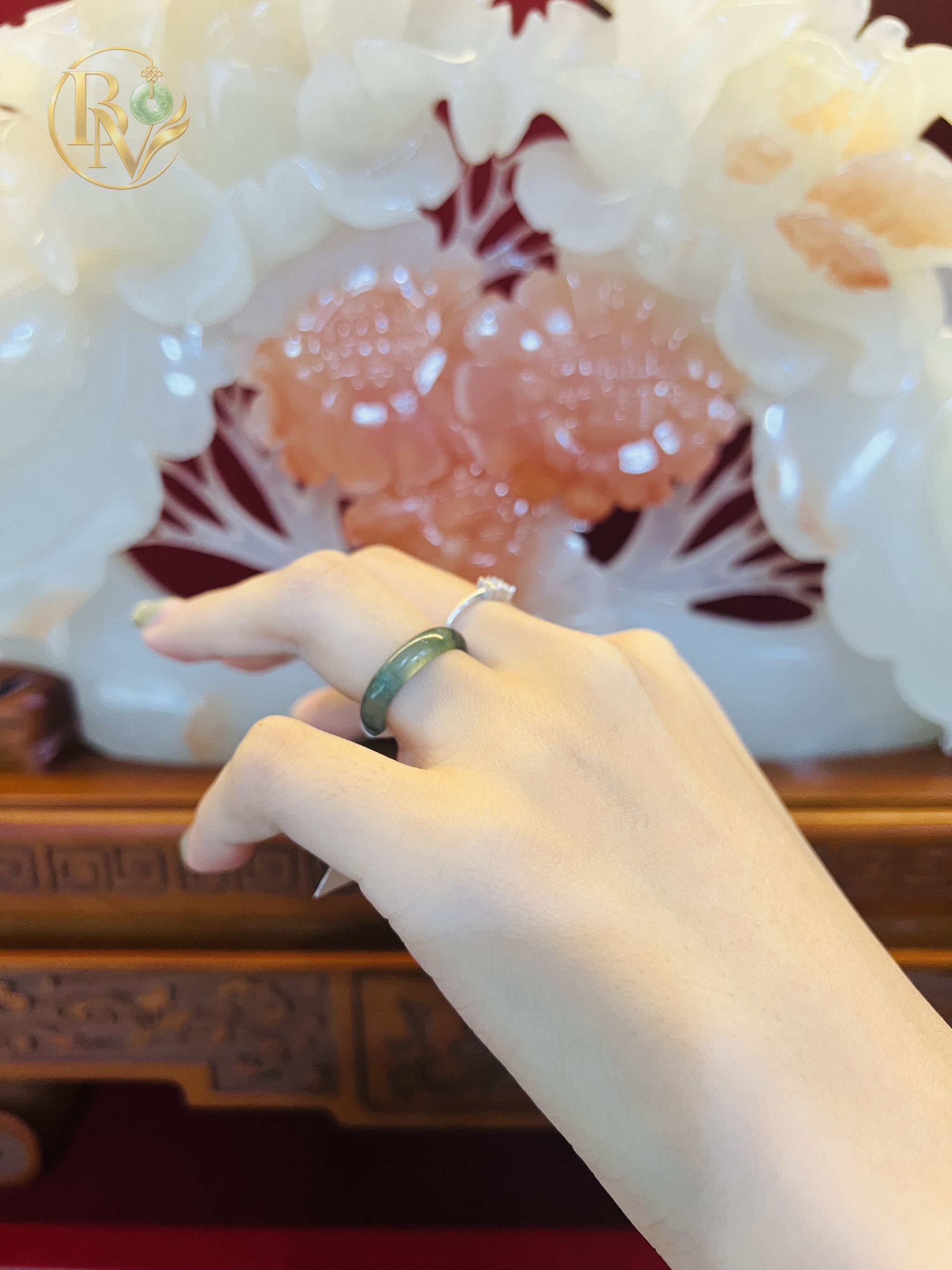 Nhẫn Cẩm Thạch bản hẹ Lam Băng ni nhiều size