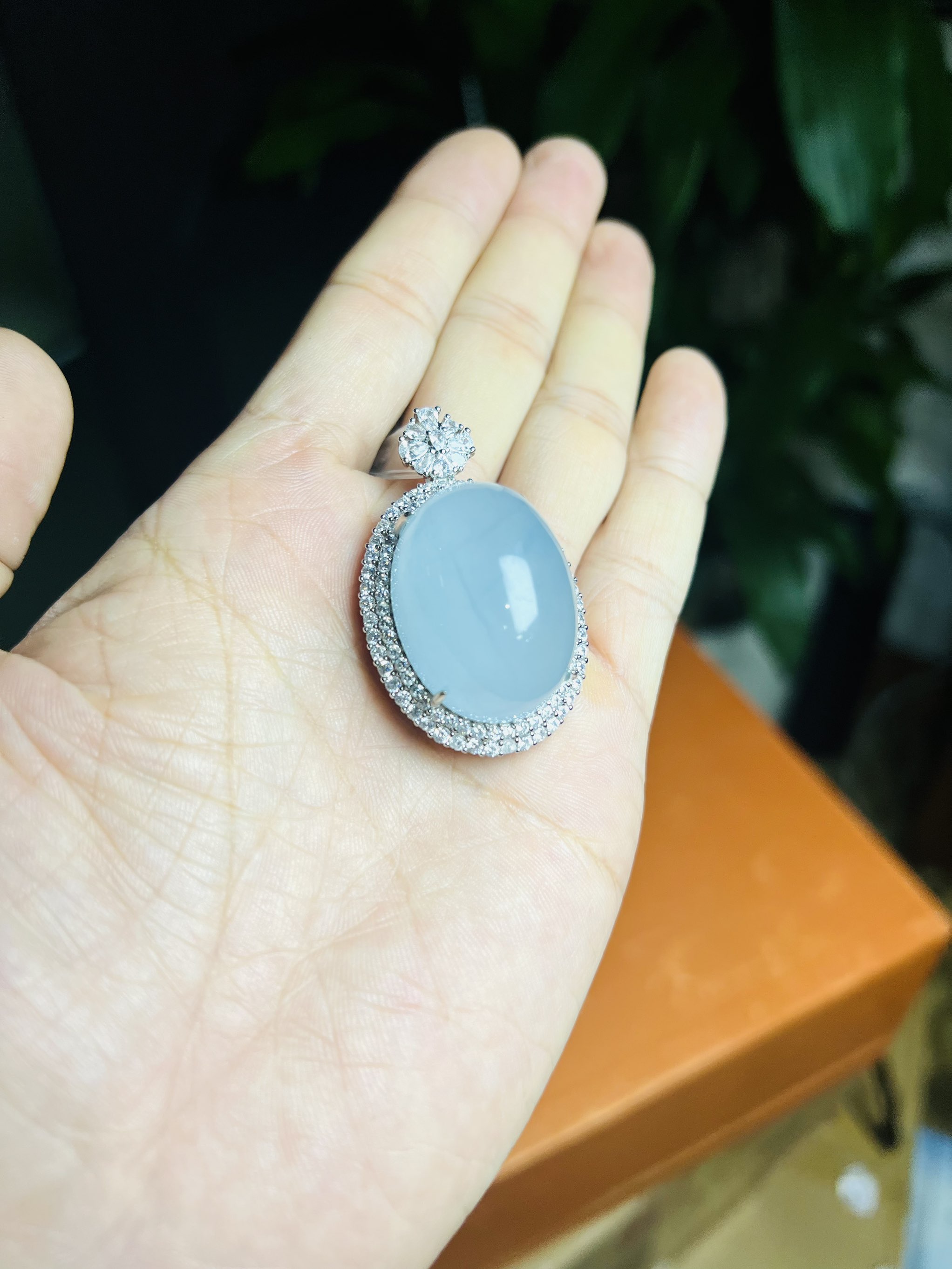 Mặt Oval Ngọc Phỉ Thuý Băng Monet size lớn