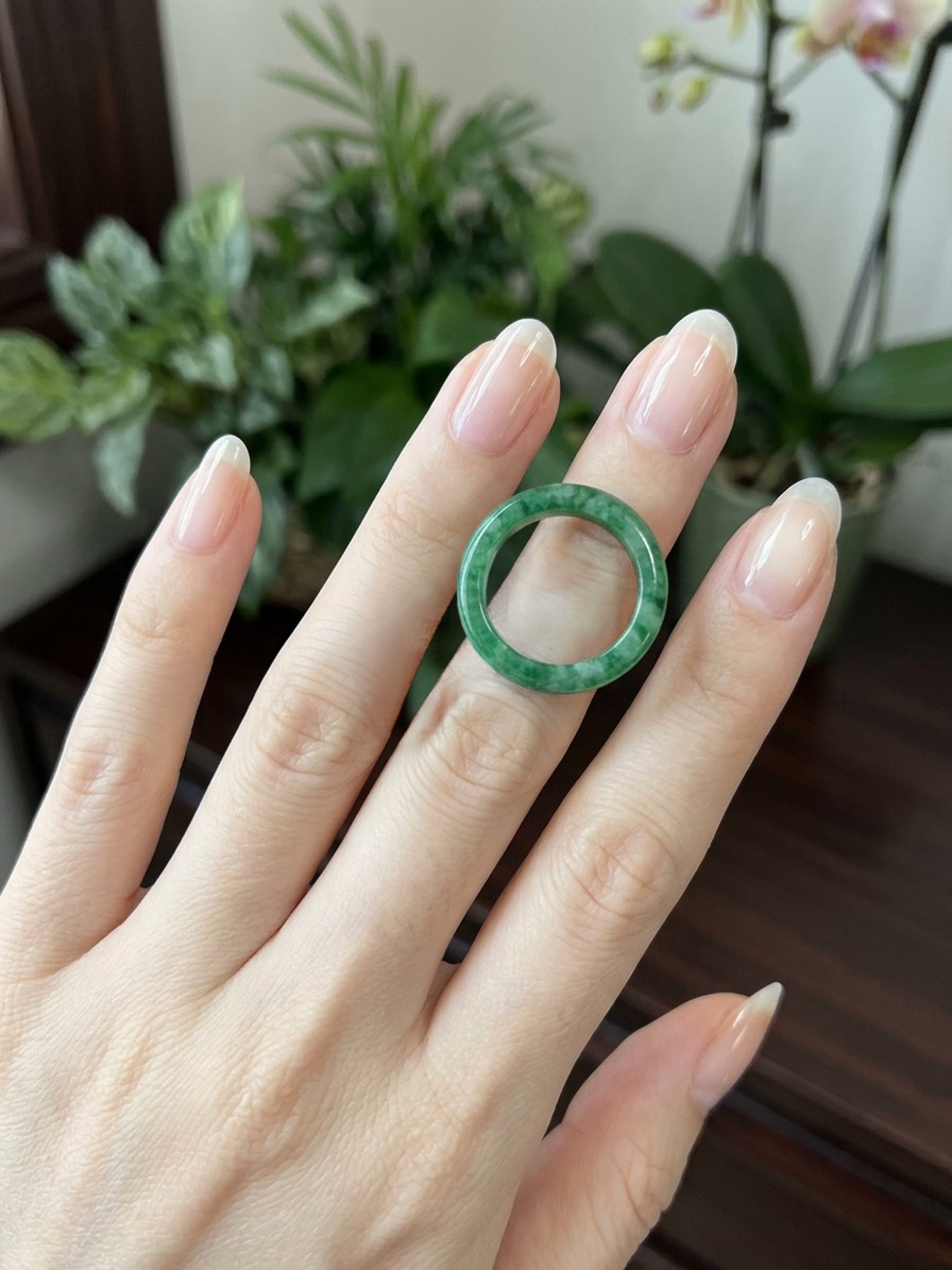Nhẫn bản hẹ Phỉ Thuý Xanh Lý ni 16 - 18