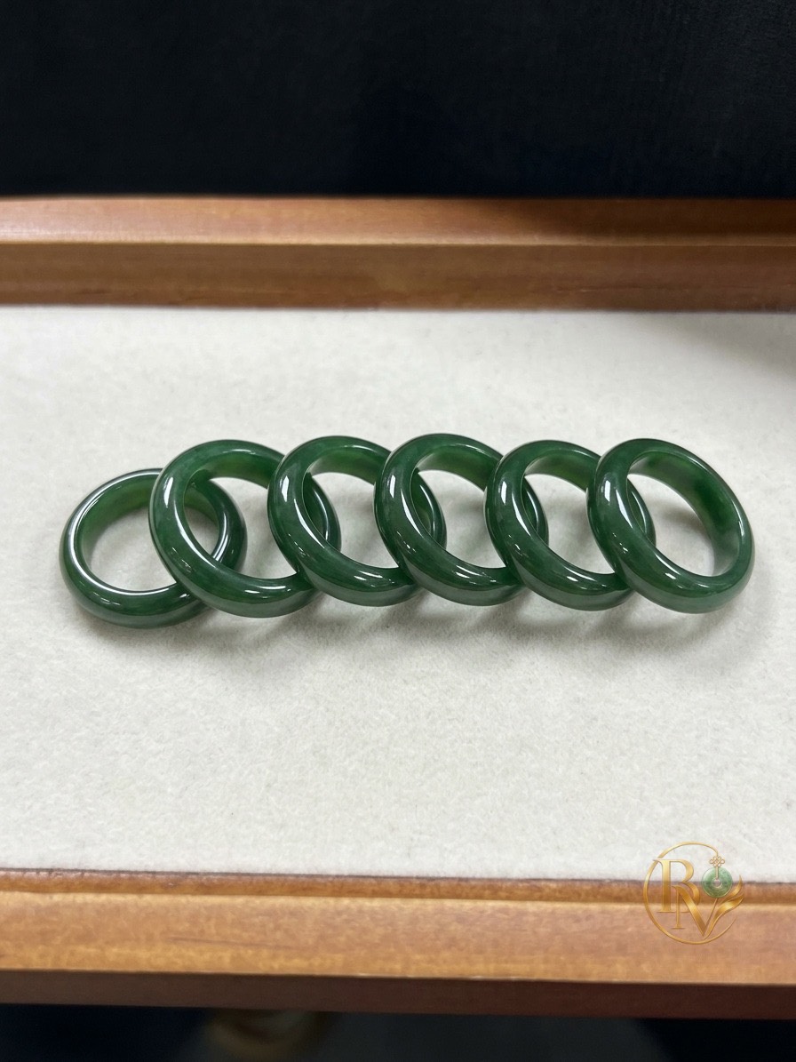 Nhẫn Ngọc Bích bản Hẹ ni nhiều size