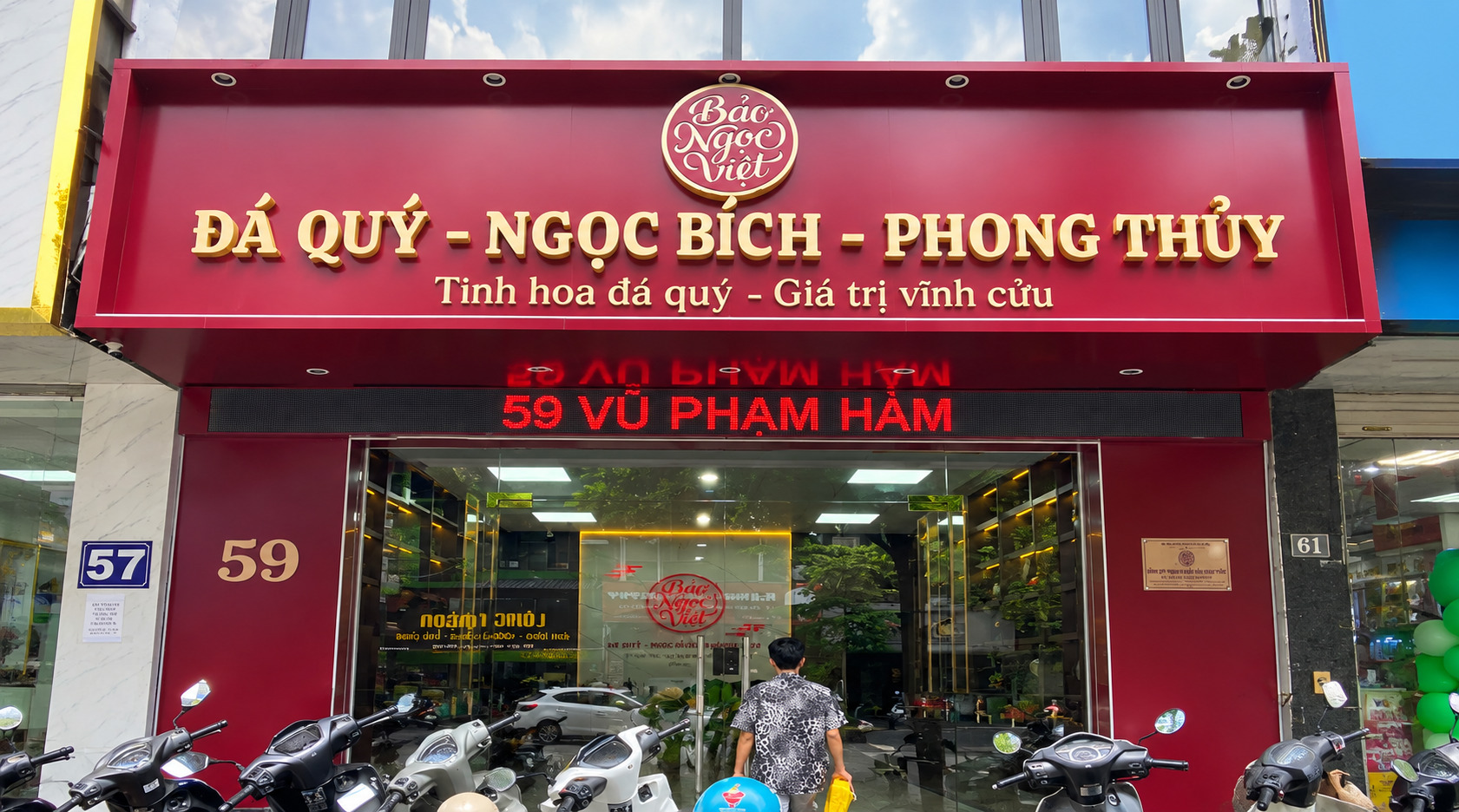 Liên hệ