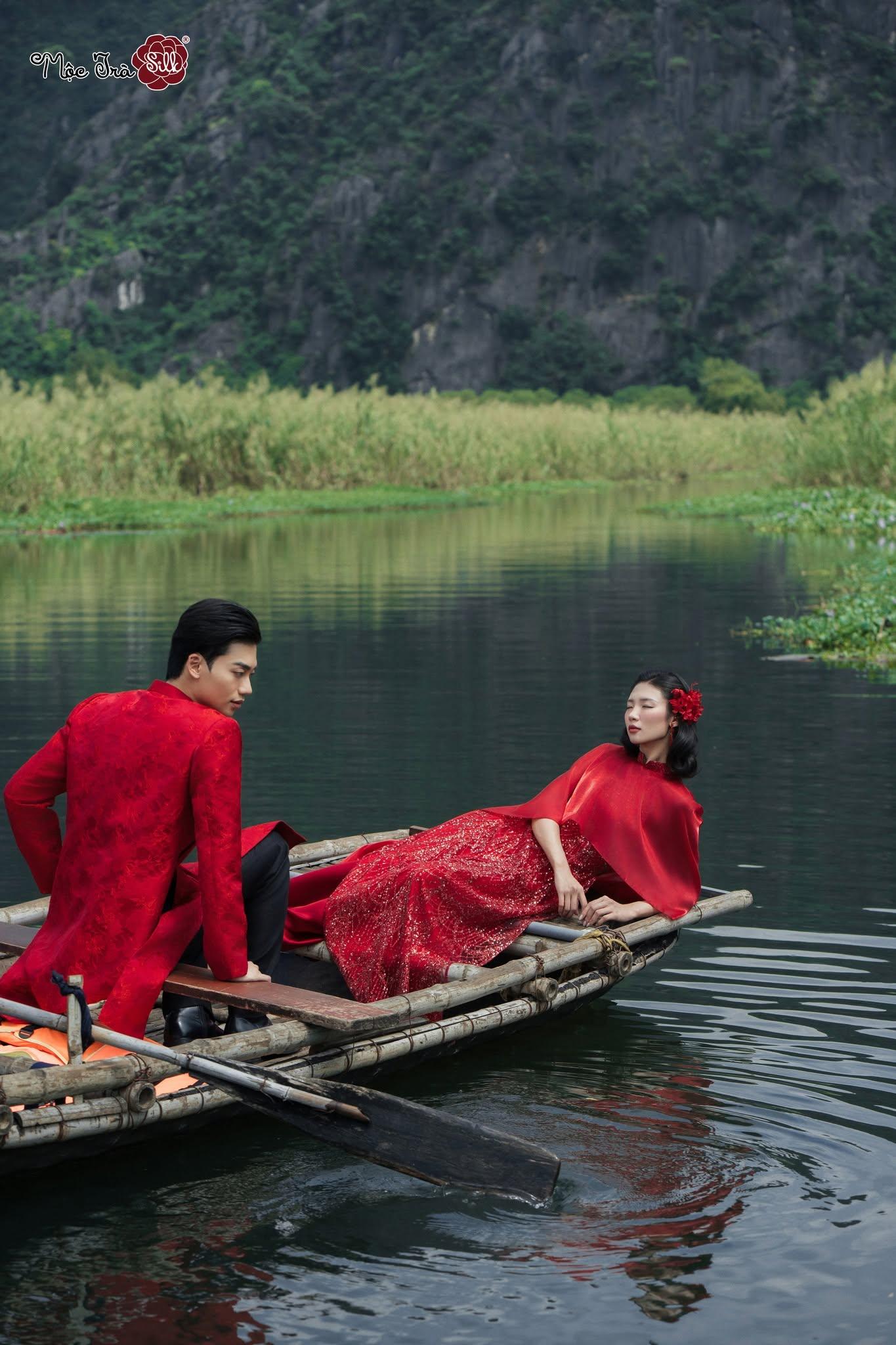 Áo dài Xích Tơ