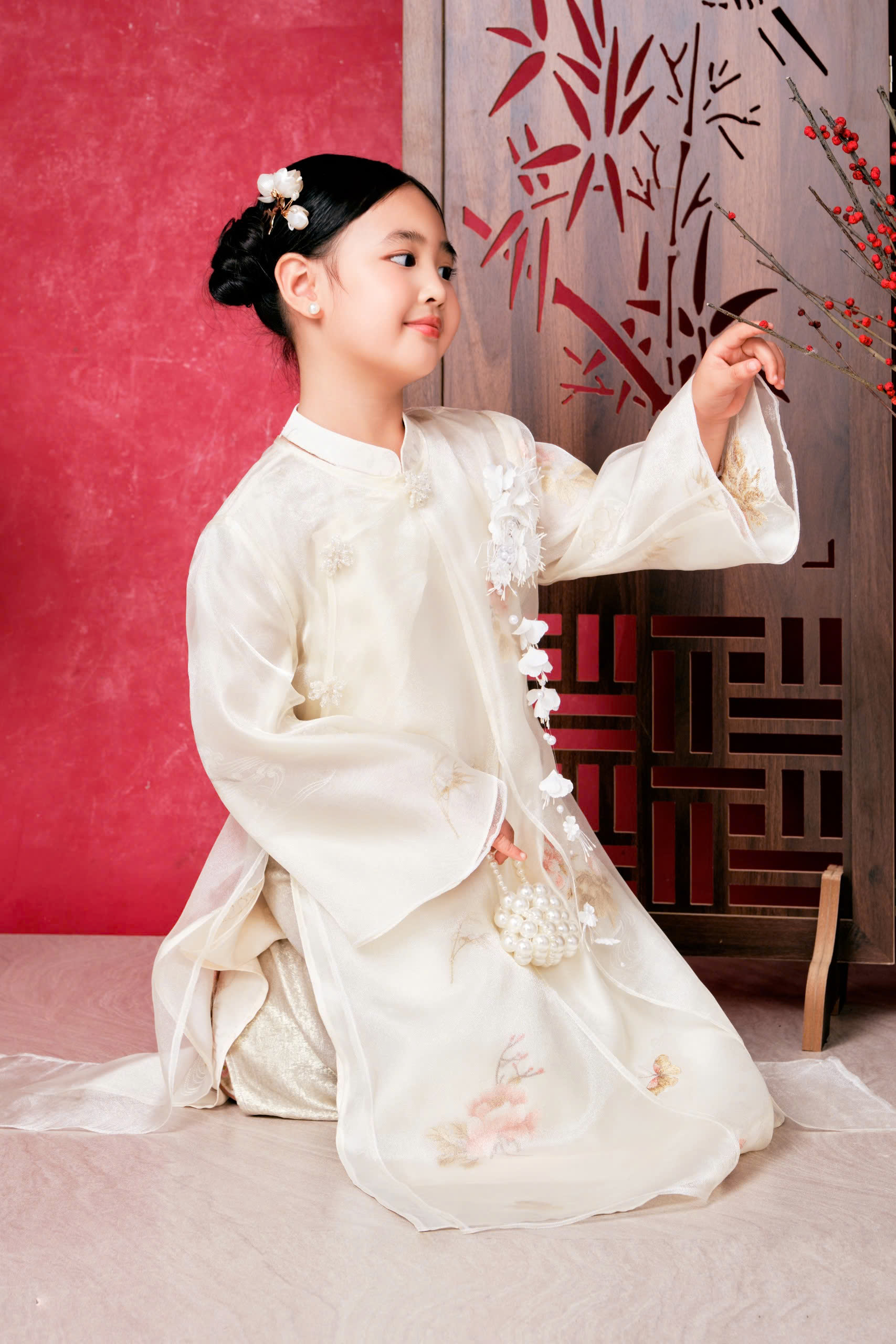 Áo dài Bạch Ngọc Nhi