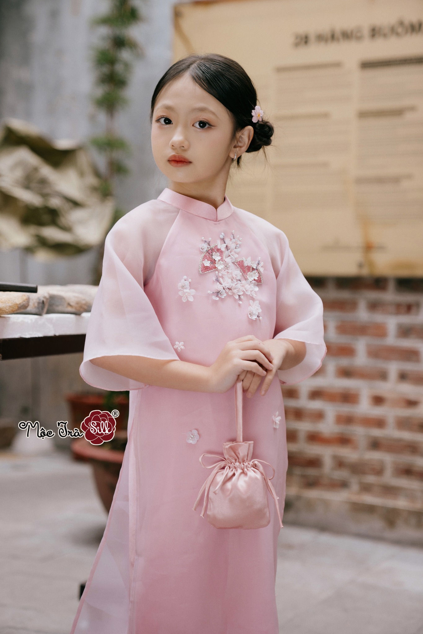 Áo dài Ôn Uyển