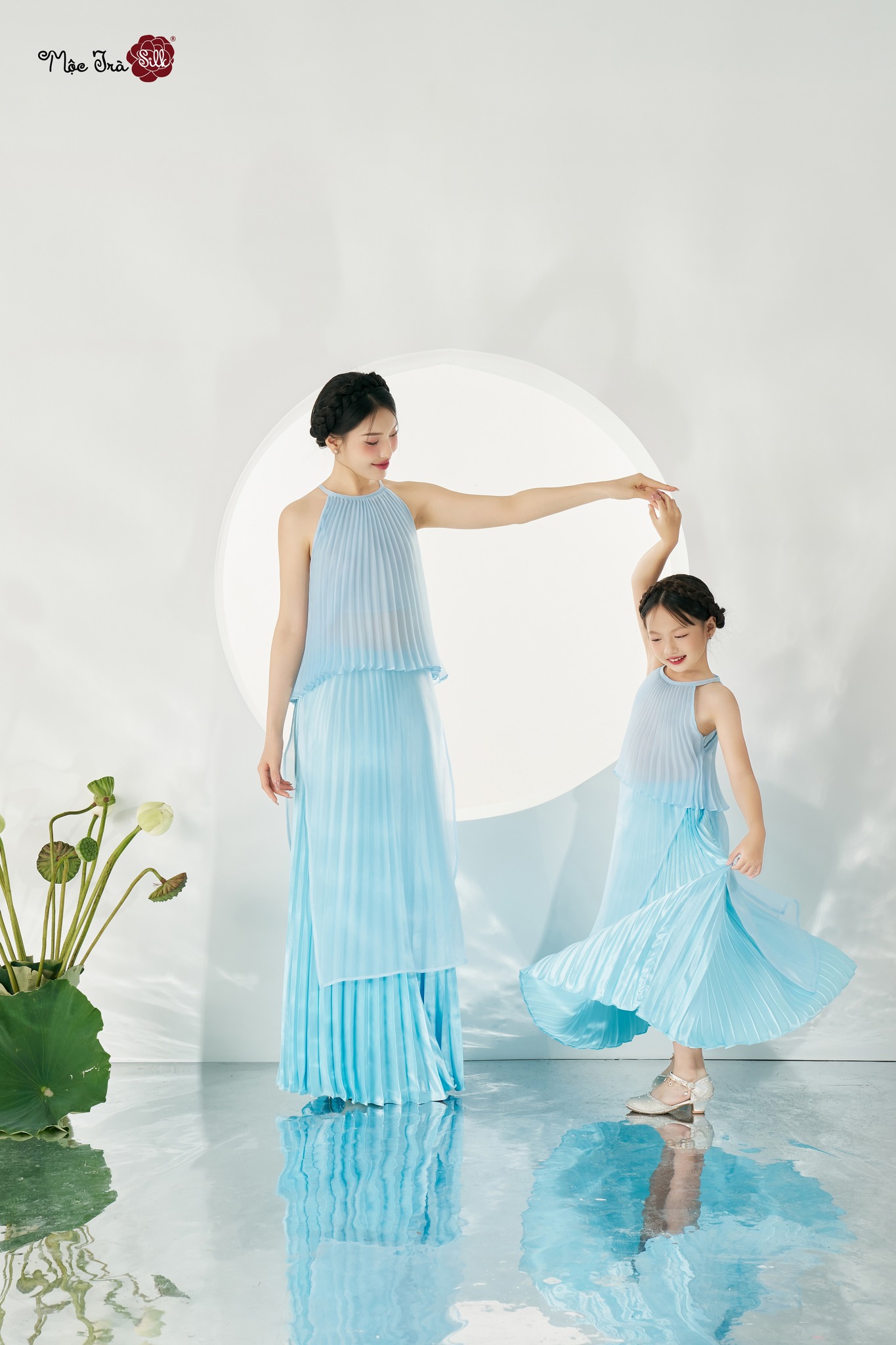 Như Sen xanh dương